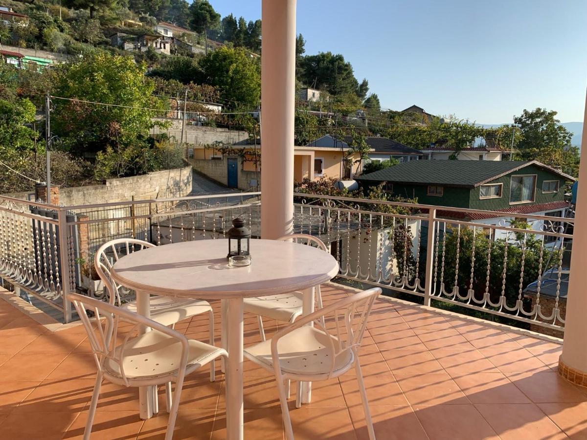 Guesthouse Villa Rosa Berat Exterior photo