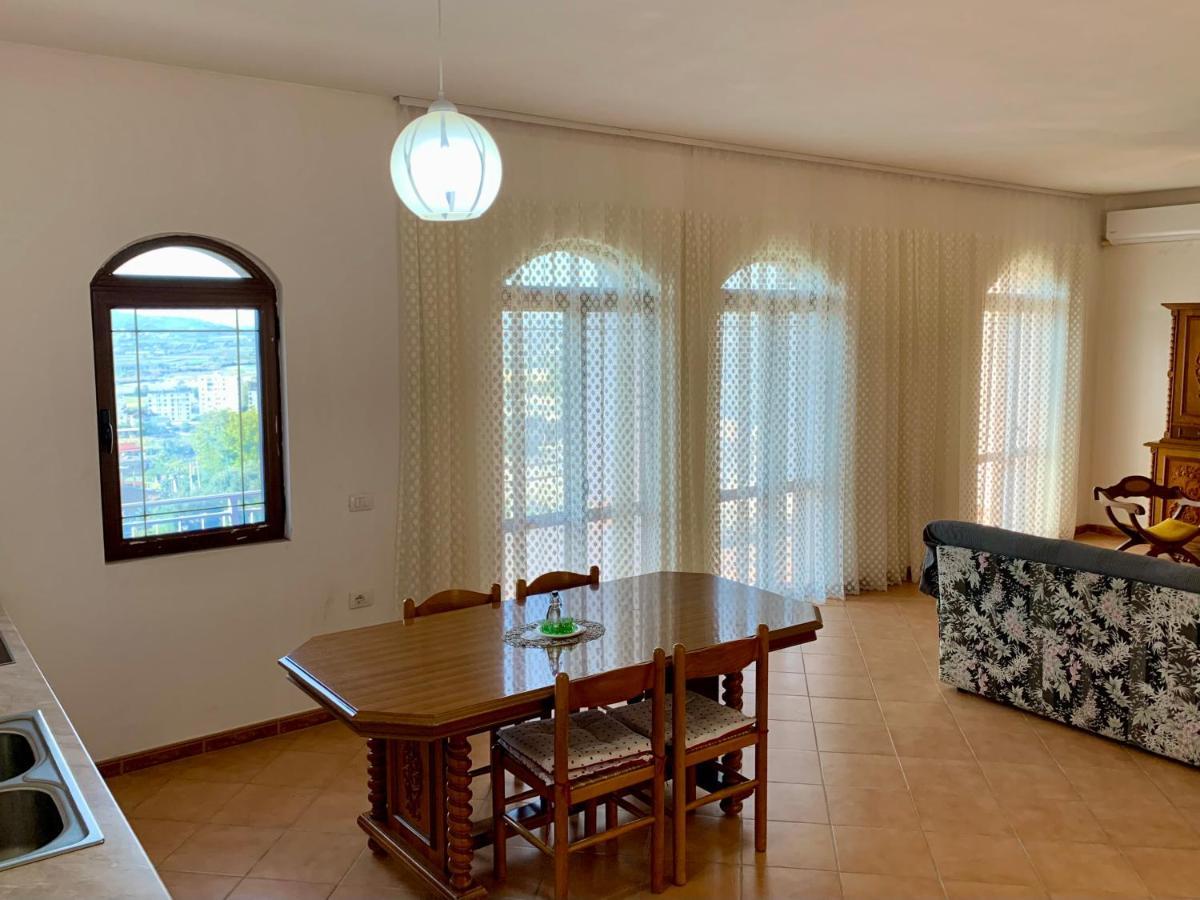 Guesthouse Villa Rosa Berat Exterior photo